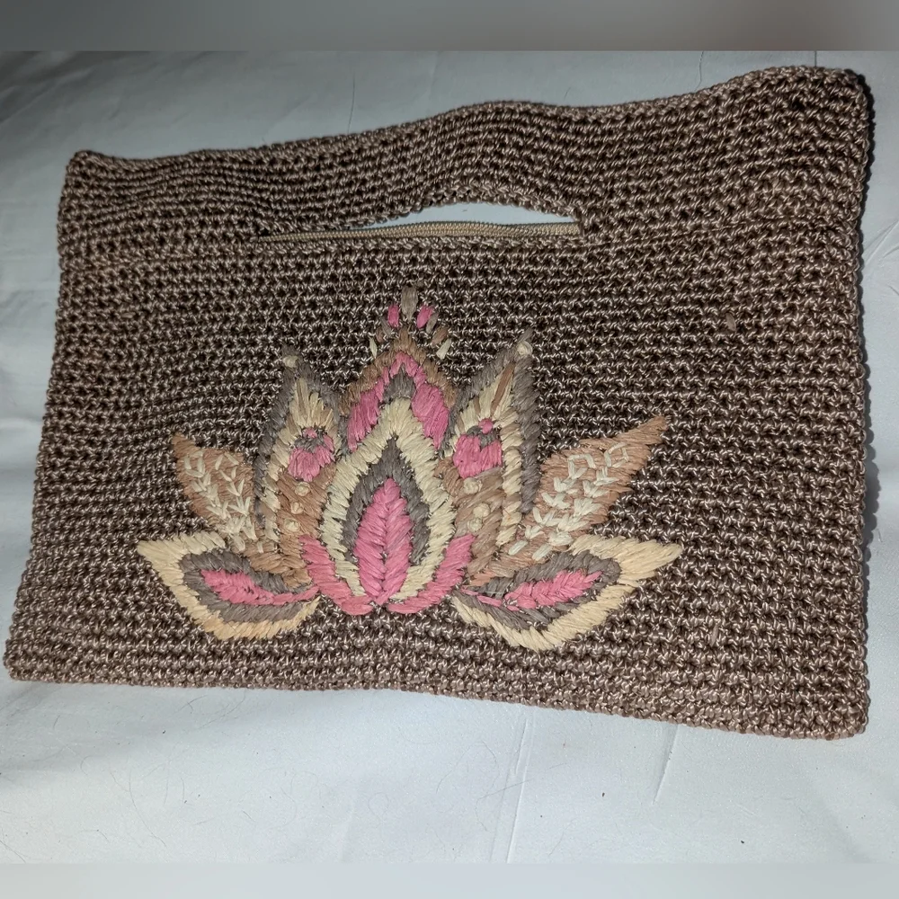 The Sak Linden Brown Hand Crochet Lotus Crossbodybag Clutch
